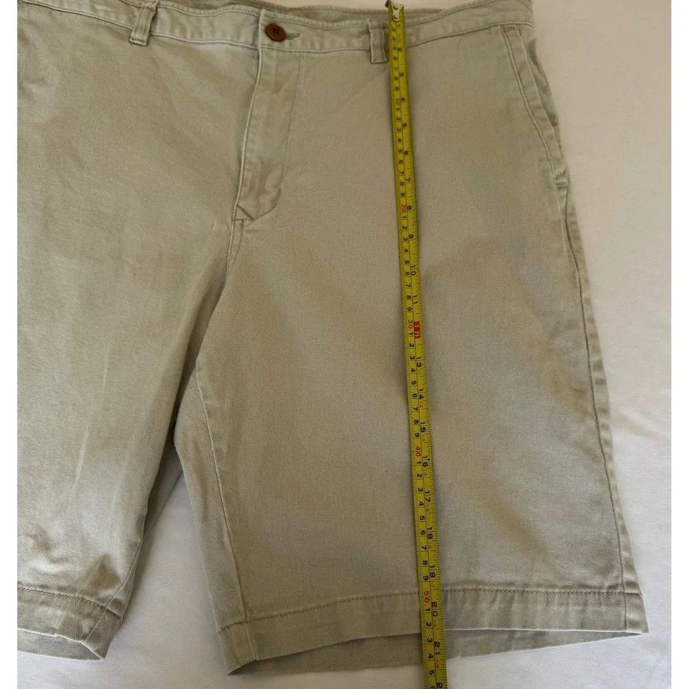Tommy Bahama Boracay Chino Shorts Men's Size 40 Khaki Golf Casual Travel Beach